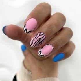 Разноцветный дизайн - работы выпускников студии Relaks Me