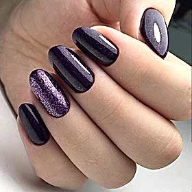 Черный маникюр Гэлакси