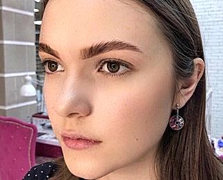 Оформление бровей