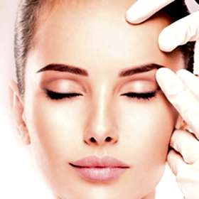 Коррекция бровей