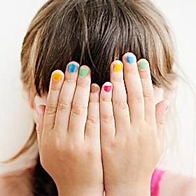 Детский маникюр