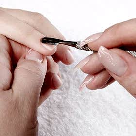 Классический маникюр