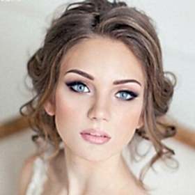 Свадебная прическа и макияж